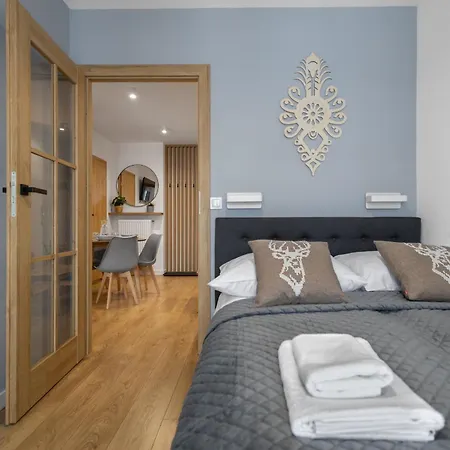 Apartment Gold Cicha 12 - Centrum - Dwie Sypialnie I Parking Krynica-Zdrój